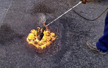 Mortimer West End flat roofing repairs